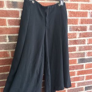 Anthropologie Pants - Anthropologie Essential Culottes Anthropologie Pants - Anthropologie Essential Culottes